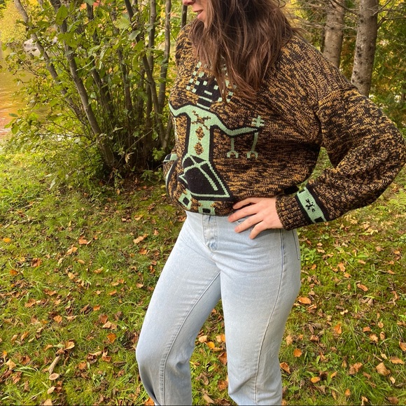 Aztec sweater fall, long sleeve size L - Picture 4 of 6